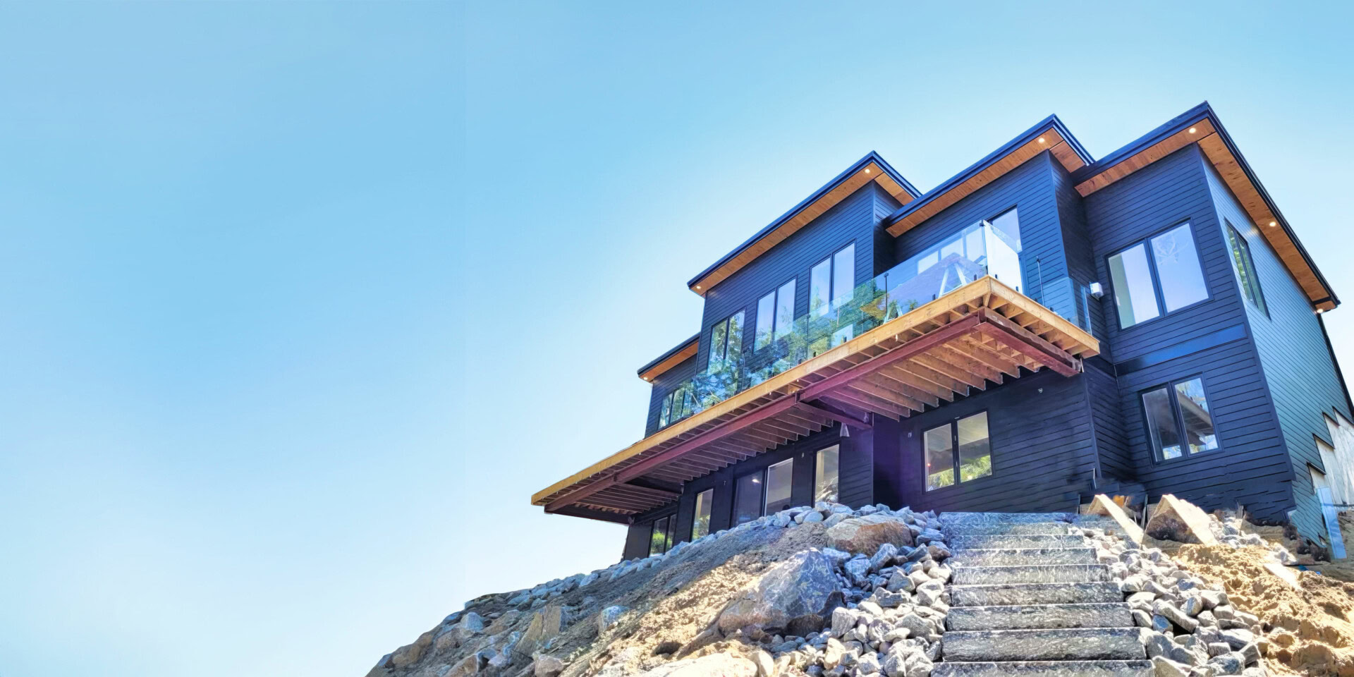 House undergoing exterior renovations